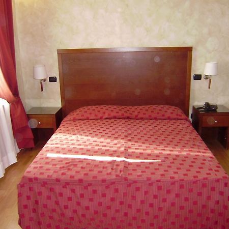 Dipendenza Hotel Galileo Ρώμη Εξωτερικό φωτογραφία