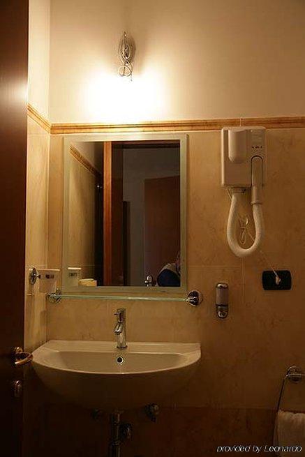 Dipendenza Hotel Galileo Ρώμη Εξωτερικό φωτογραφία