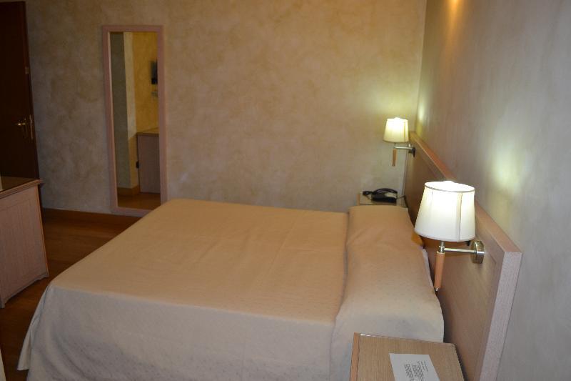 Dipendenza Hotel Galileo Ρώμη Εξωτερικό φωτογραφία